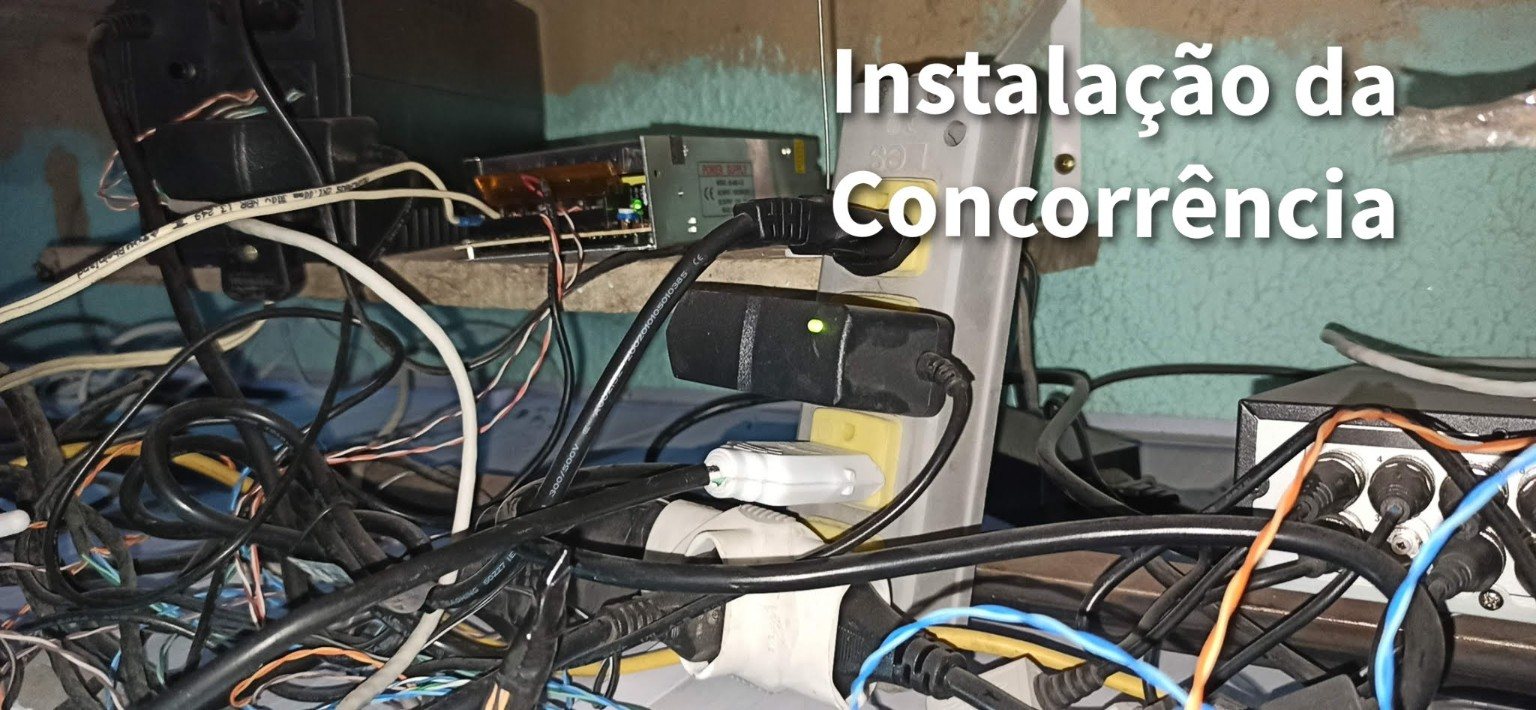 Antes: instalação de CFTV encontrada no local